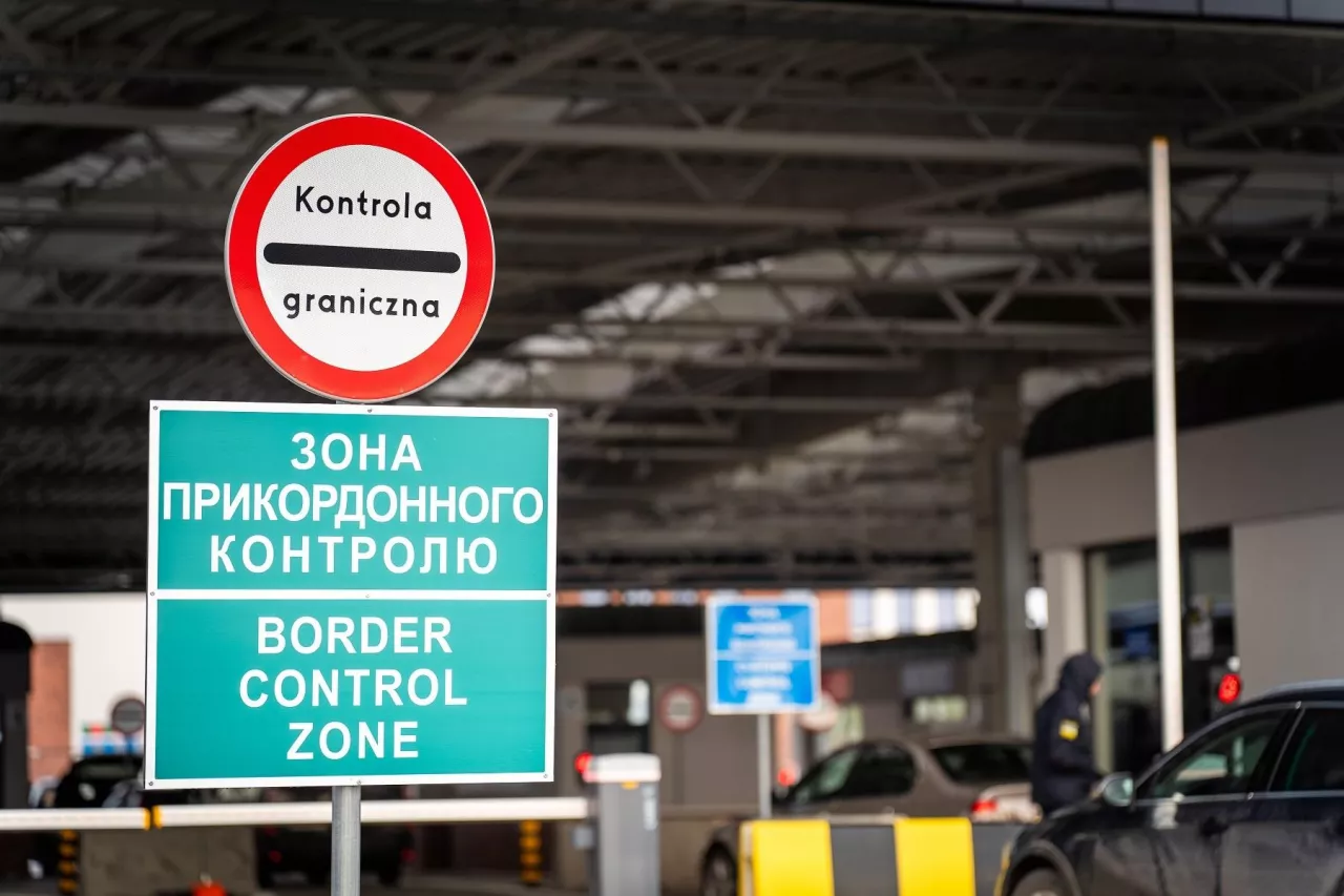 Inicjatywa #HodowcyRazem zaapelowała do resortu rolnictwa o radykalne ograniczenie liczby czynnych przejść granicznych dla żywych zwierząt, a także wzmocnienie kontroli pojazdów i dokumentów przewozowych 