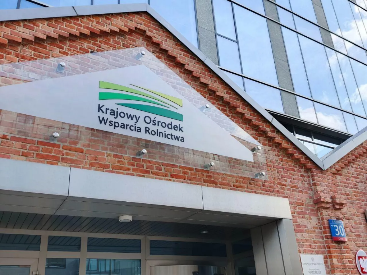 Na jakim etapie jest Twój wniosek w KOWR? Podpowiadamy, jak sprawdzić