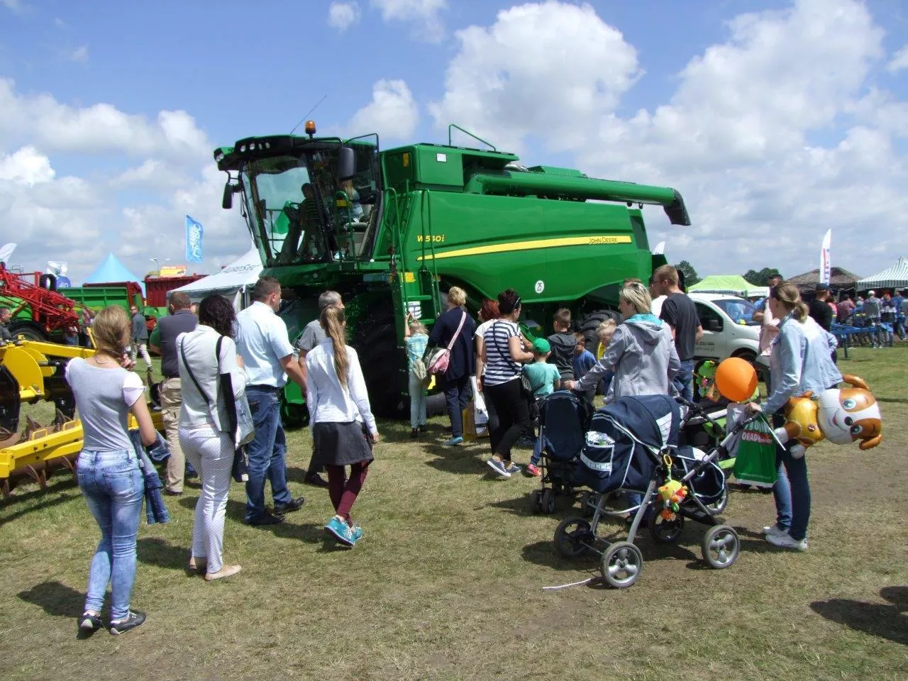 Targi AGRO-TECH Minikowo 2025 już w lipcu – zobacz, co czeka na rolników!