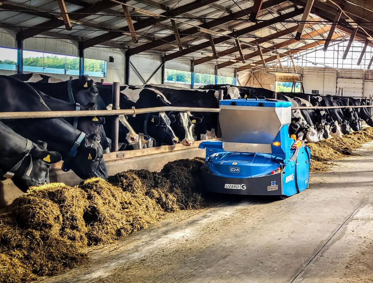 Roboty Euromilk na Agro Show. Jak Falcon i Lizard zmieniają obory?