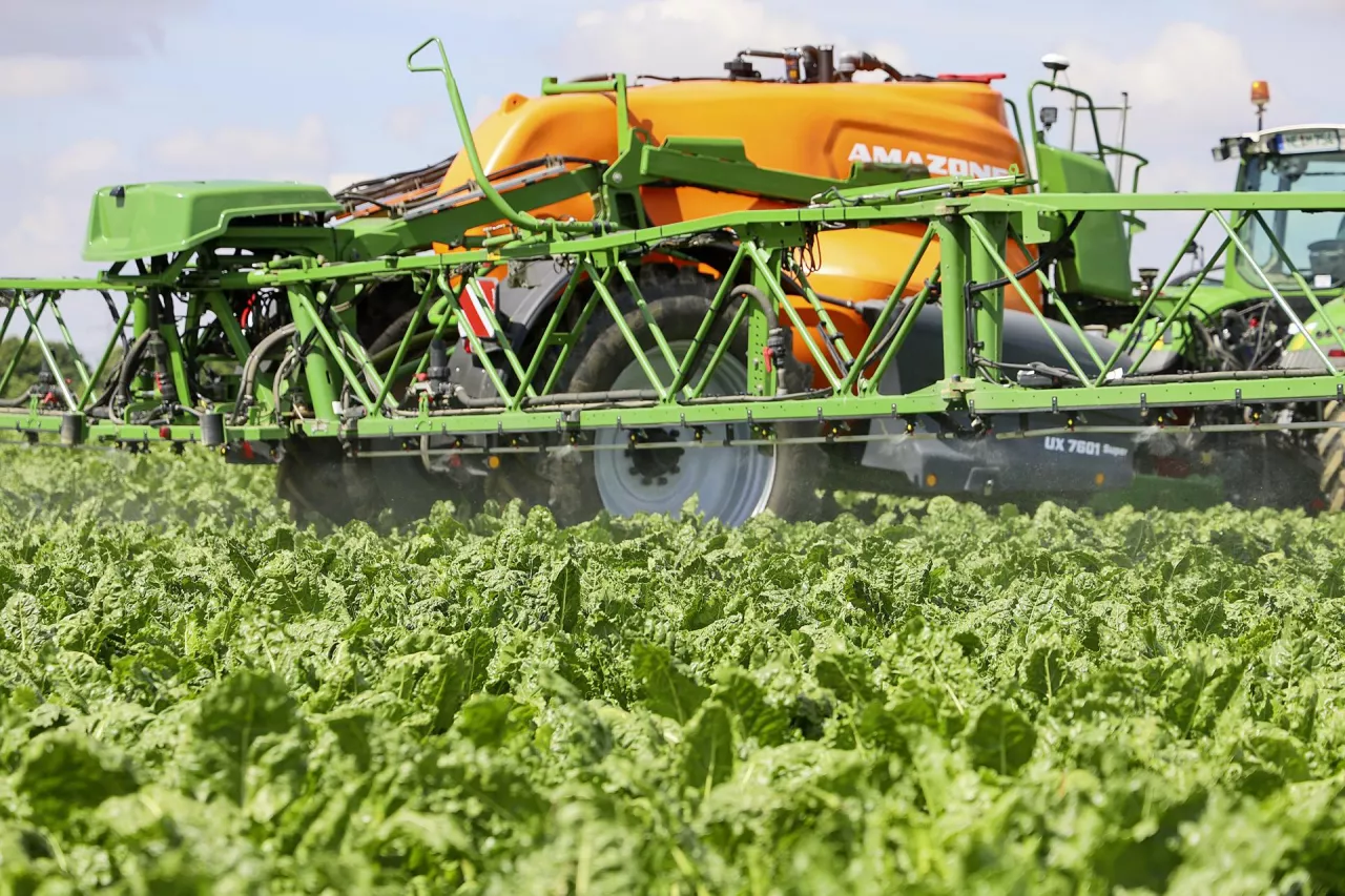 Jak zwiększyć precyzję i dokładność dawkowania oprysku? Amazone spieszy z pomocą - system AmaXact, Pulsacyjna regulacja czasu otwarcia – Amazone AmaXact