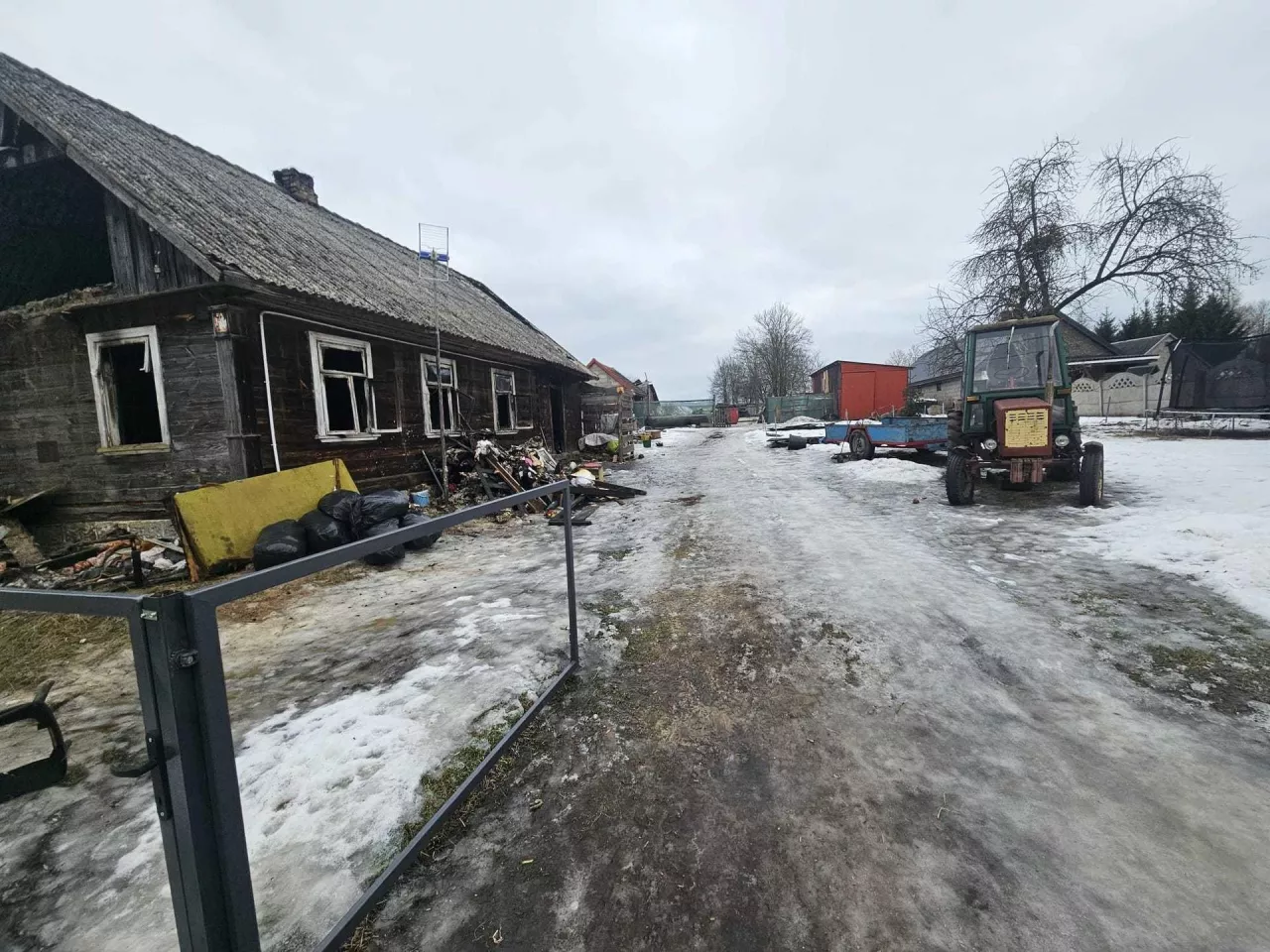 Pożar zabrał jej wszystko w mroźną noc. Rolniczka z Podlasia zaczyna od zera