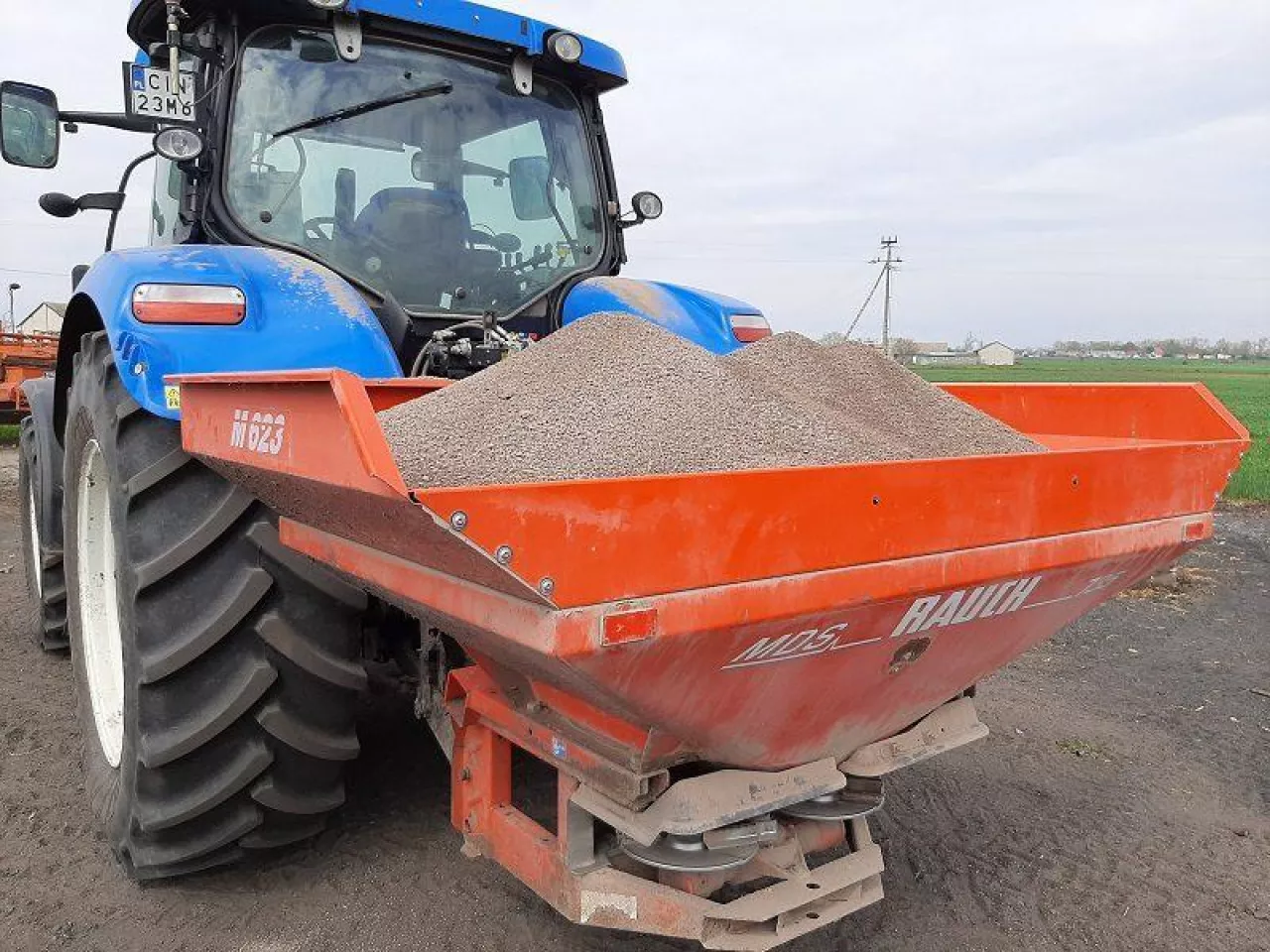 Słabe gleby: jak poprawić ich żyzność i zwiększyć plon?