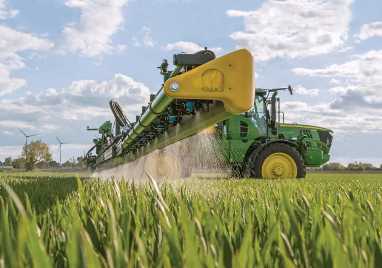 Opryskiwacz samojezdny John Deere